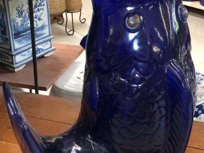 Carps Pot Falling Blue Lg 18"x17"x20"