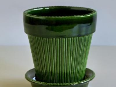 Simona w/Saucer Pot Emerald Green 6.3"