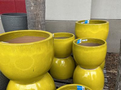 Egg Green Stream Pot Candy Yellow Lg 26.5"x20"