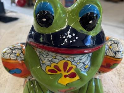 Planter Bull Frog Talavera Talavera Sm 11"x11"