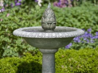 Williamsburg Pineapple Fountain FN