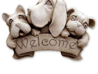 Carruth Triple Dog Welcome 10.5"x7"